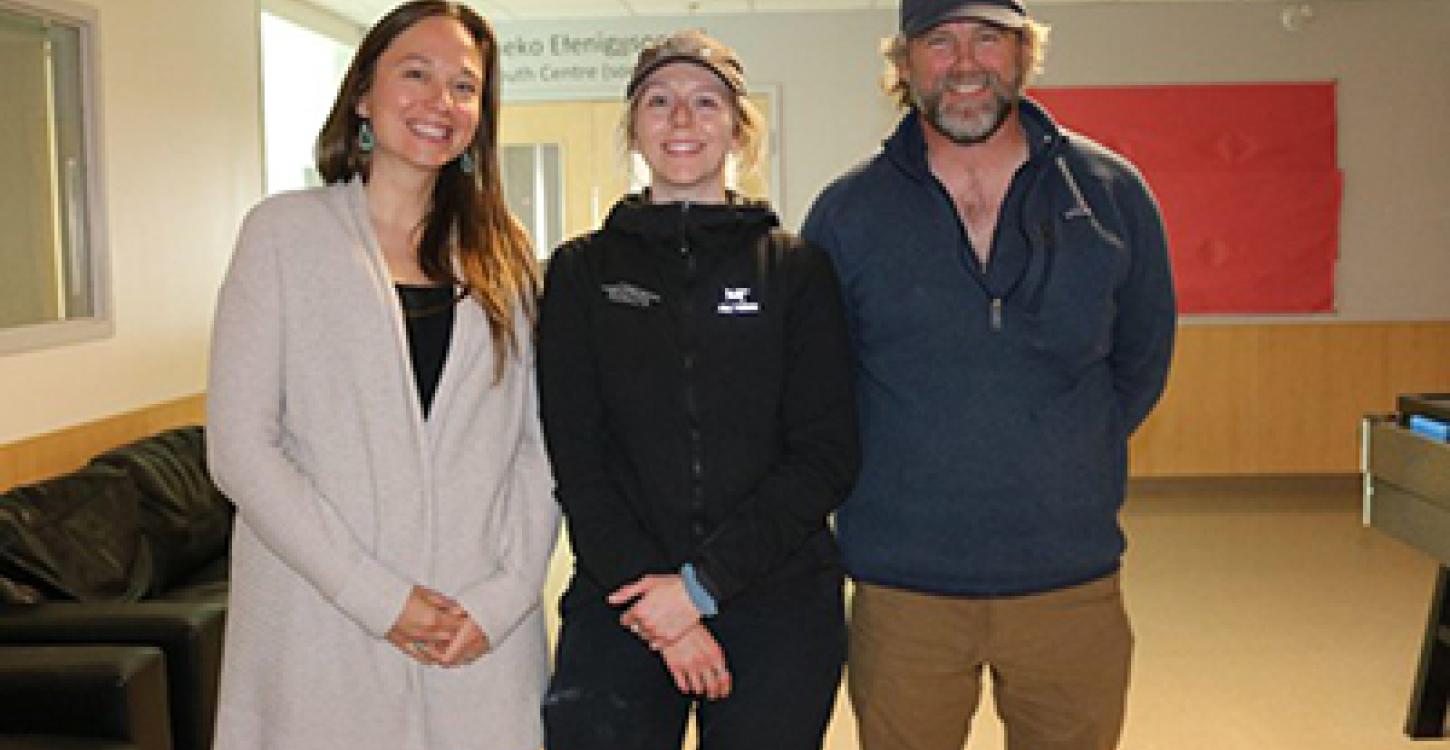Rhiannon Pankratz, Christina Howell, and Eric Reed gave updates to the WRRB on migratory birds during the Board meeting in Behchokǫ̀, May 24-25. Simon Whitehouse/WRRB photo