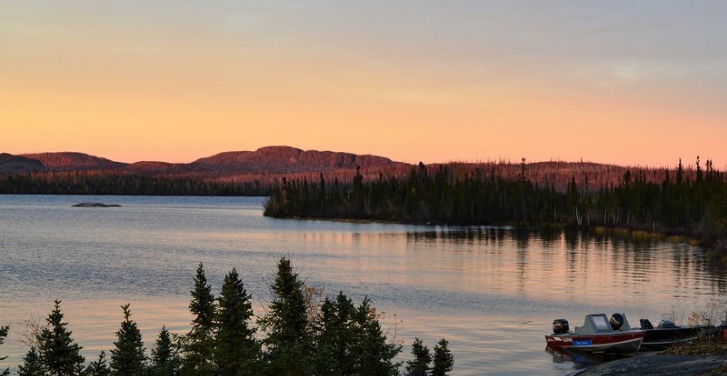 Fish camp near Gamètì (Photo:  Anneli Jokela, WLWB) 