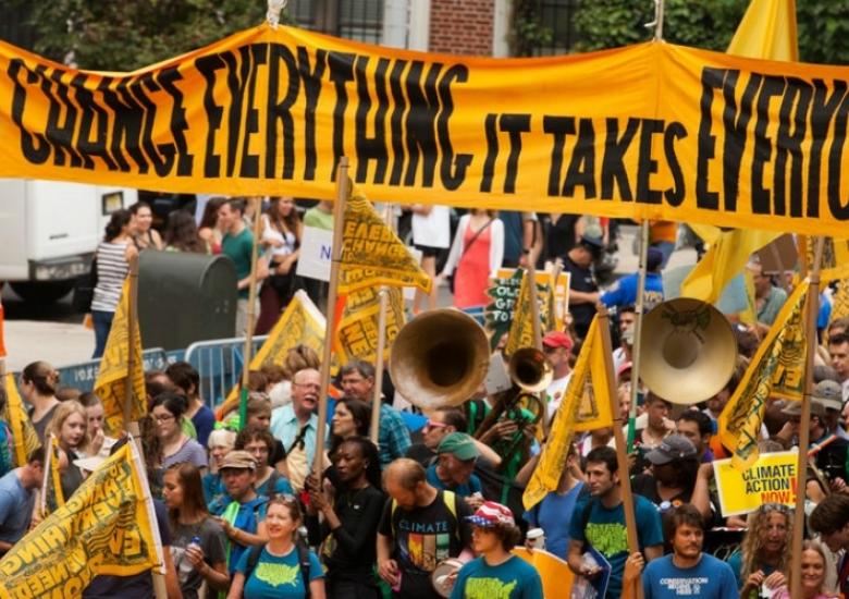 Photo credit: South Bend Voice, CC BY-SA 2.0 <https://creativecommons.org/licenses/by-sa/2.0>, via Wikimedia Commons